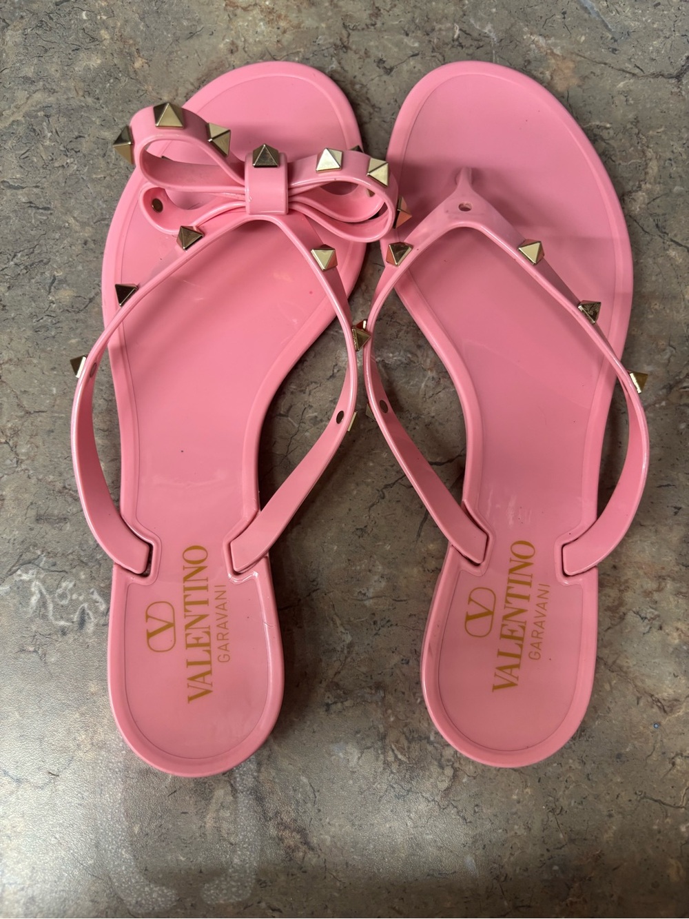 Valentino Garavani Pink Rockstud Bow Jelly Flip Sandals